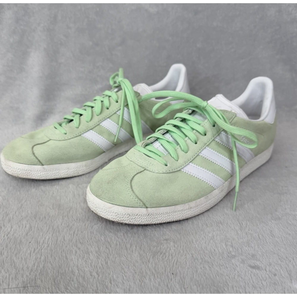 Adidas Gazelle Shoes Womens Size 9.5 Mint Green Suede Low Top Sneakers Trainers